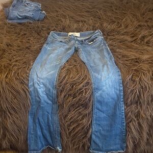 Hollister SoCal Stretch Women's Blue Flare Jeans. Size 26 (or 3R)